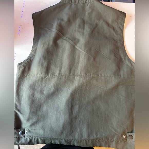 Nike ACG Tactical Vest - Picture 4 of 8